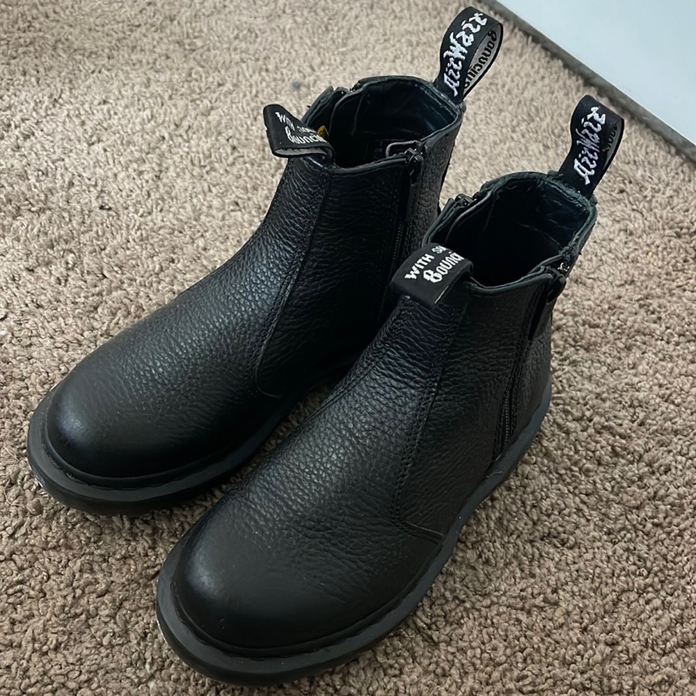 Dr. Martens 36EU 5US black boots